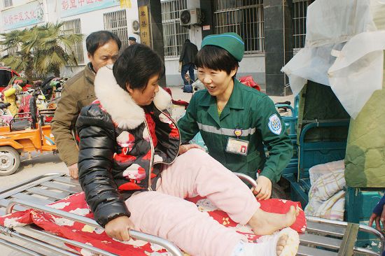 為了護士的責(zé)任與榮譽——單縣中醫(yī)醫(yī)院護士長王玉麗