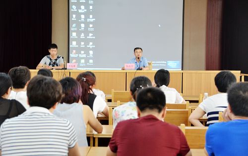 張店區(qū)人民醫(yī)院舉辦“出院病人電話回訪系統(tǒng)專題培訓(xùn)”