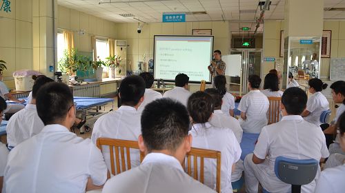 淄博市中西醫(yī)結(jié)合醫(yī)院牽手臺(tái)灣康復(fù)專家