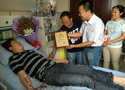 我是醫(yī)生 愿以己之付出為他人點(diǎn)亮生命——山東省第484例造血干細(xì)胞捐獻(xiàn)者完成捐獻(xiàn)