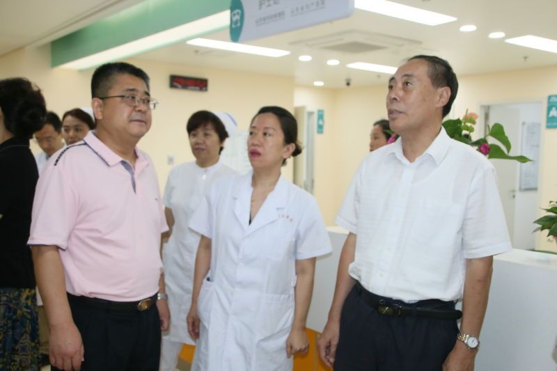 國(guó)家衛(wèi)計(jì)委、省衛(wèi)計(jì)委領(lǐng)導(dǎo)赴山東省婦幼保健院調(diào)研婦幼健康服務(wù)工作