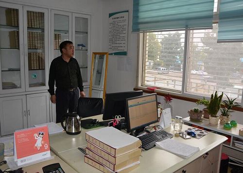 膠州市中云街道社區(qū)衛(wèi)生服務(wù)中心開展國慶節(jié)前環(huán)境衛(wèi)生整治工作