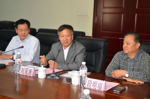 　　貴州省畢節(jié)市衛(wèi)計(jì)委率團(tuán)到淄博市中西醫(yī)結(jié)合醫(yī)院參觀考察慈善醫(yī)院建設(shè)情況