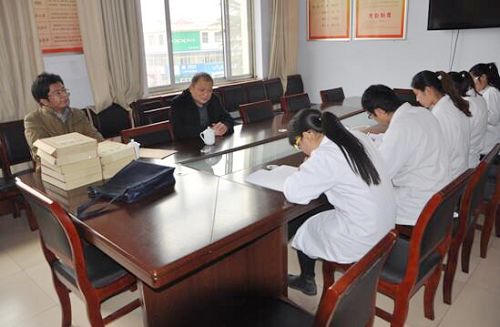 山東省瘧疾管理考核組到費(fèi)縣上冶中心衛(wèi)生院考核瘧疾管理工作
