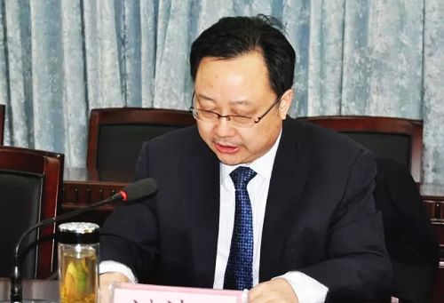 鄒城市人民醫(yī)院召開2016年度工作總結(jié)表彰大會(huì)