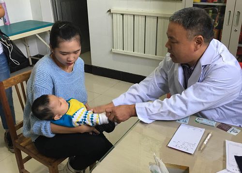 蘭陵鄉(xiāng)醫(yī)于新水：當(dāng)醫(yī)生就是治病救人，行醫(yī)就是行好