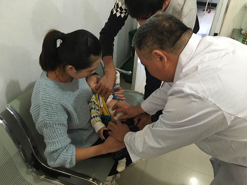 蘭陵鄉(xiāng)醫(yī)于新水：當(dāng)醫(yī)生就是治病救人，行醫(yī)就是行好