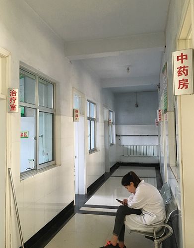 蘭陵鄉(xiāng)醫(yī)于新水：當(dāng)醫(yī)生就是治病救人，行醫(yī)就是行好