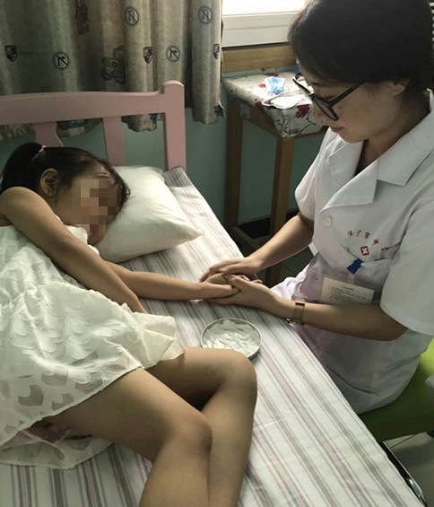 濟(jì)寧市中西醫(yī)結(jié)合醫(yī)院小兒推拿室