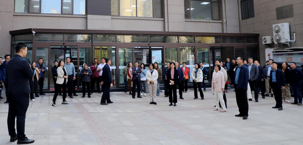 青島市召開健康青島和愛國衛(wèi)生工作現(xiàn)場會議