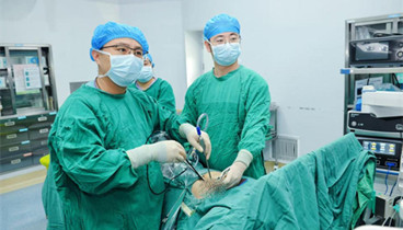 一次麻醉，兩臺手術(shù)！濟寧醫(yī)學(xué)院附屬醫(yī)院多學(xué)科協(xié)作實現(xiàn)胸腔鏡+支氣管鏡微創(chuàng)手術(shù)高效融合