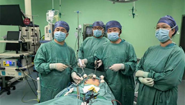 一次手術(shù)切除兩個癌癥——濱州醫(yī)學(xué)院煙臺附屬醫(yī)院王英磊主任團隊成功實施腹腔鏡膀胱癌+前列腺癌根治術(shù)